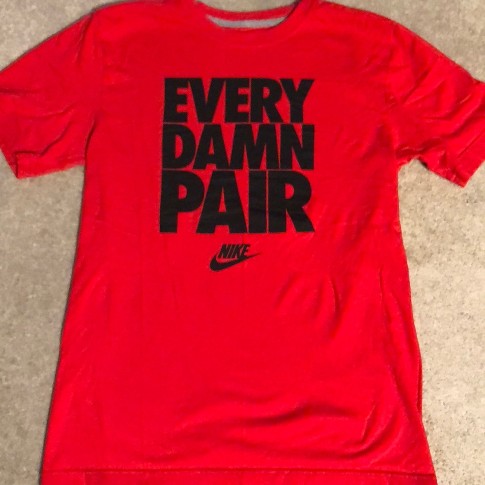 Nike Men’s T-shirt size small